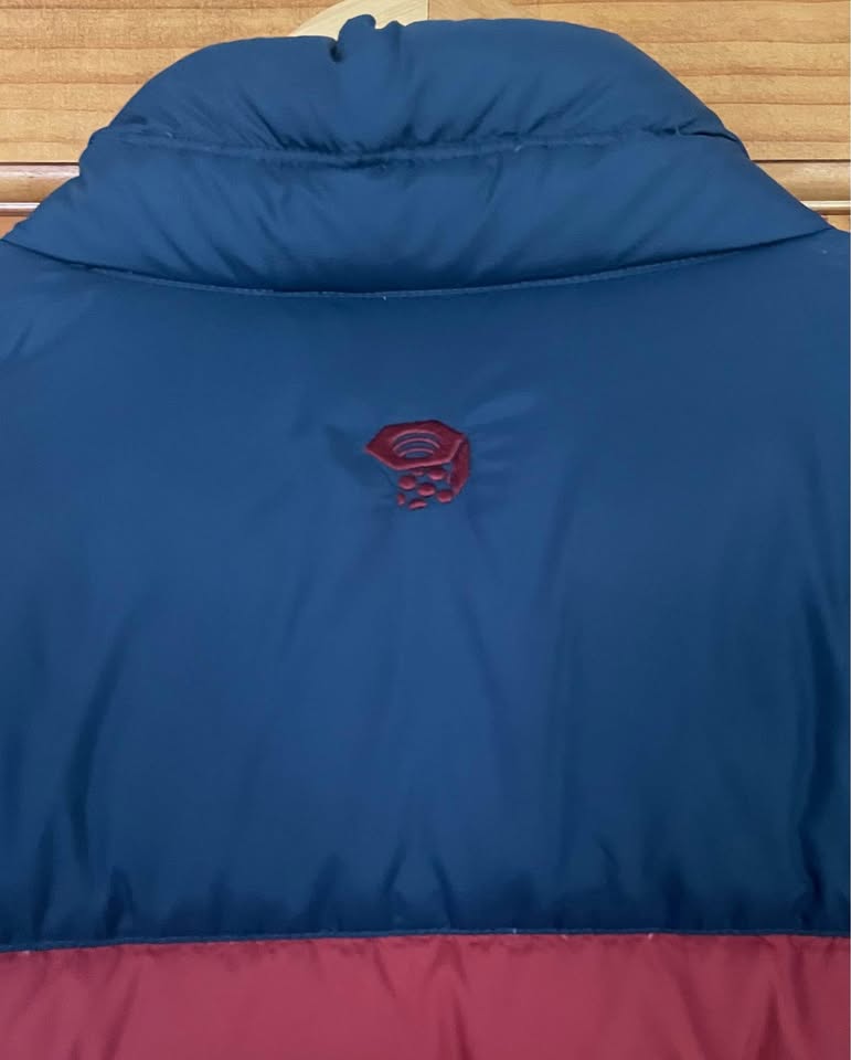 Mountain Hardwear Down Vest. Men’s size large, blue & burgundy. - photo 5