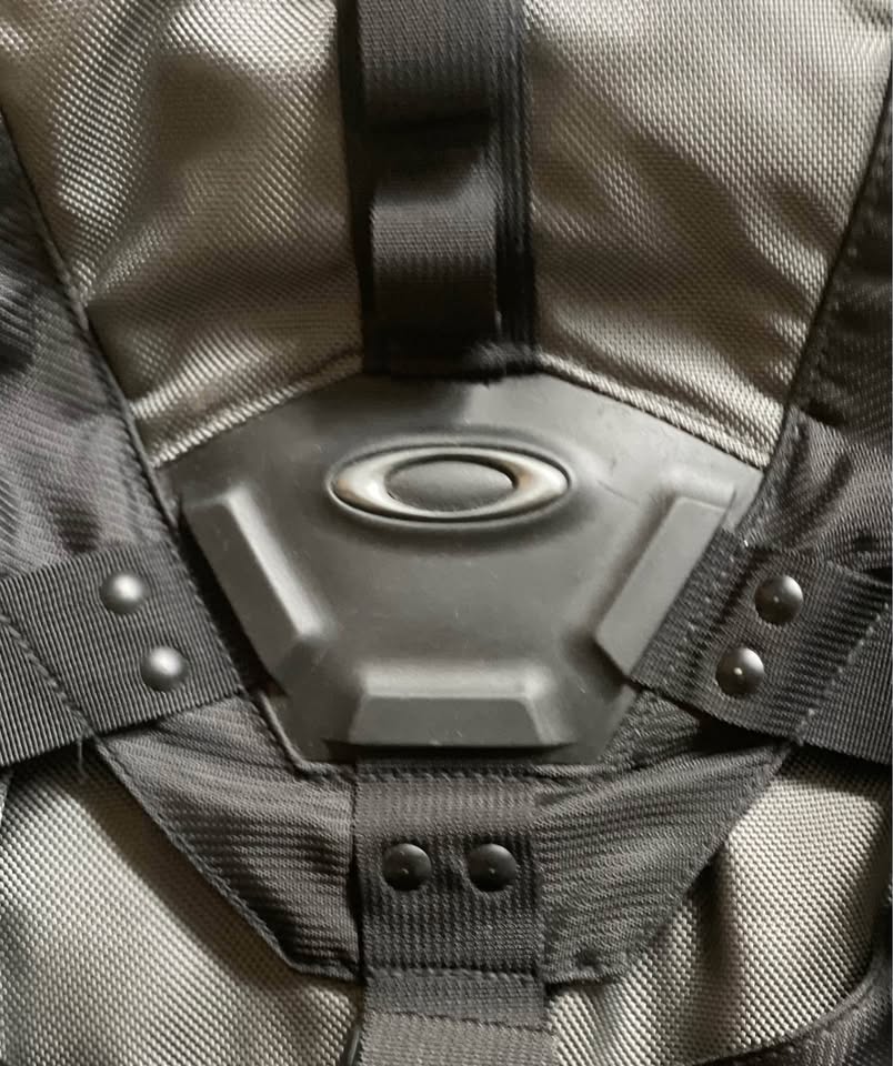 Oakley Icon 3.0 Tactical Backpack. Rare/Vintage, $200 OBO! - photo 2
