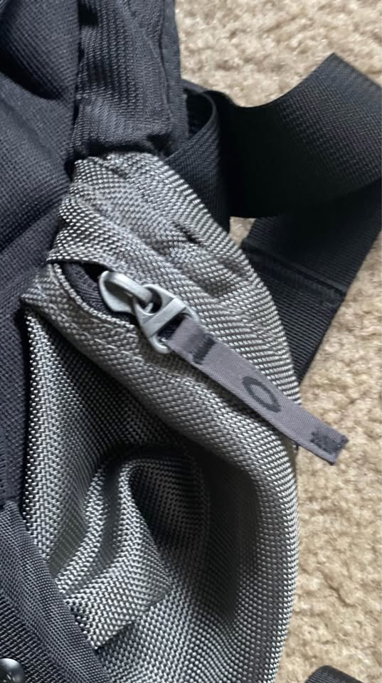Oakley Icon 3.0 Tactical Backpack. Rare/Vintage, $200 OBO! - photo 5