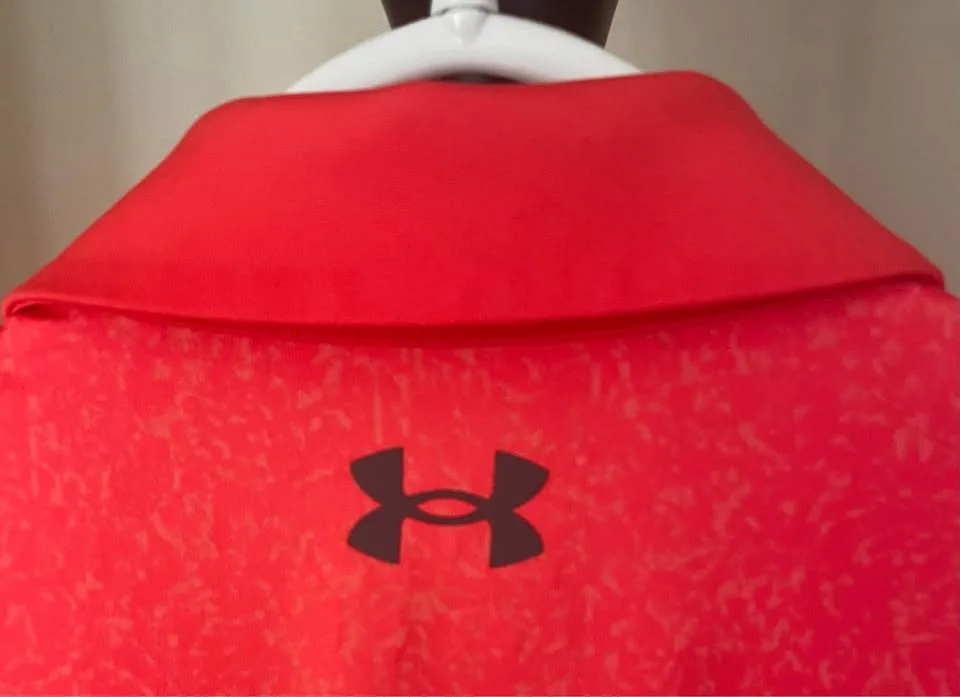Under Armour “The Playoff Polo”, men’s size large image indicator(5)