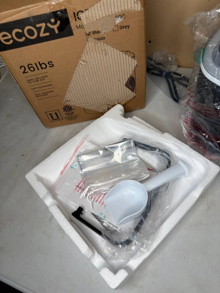 ecozy IM-BS260C Countertop Ice Maker – 26 lb/Day, 2 Ice Sizes - photo 3
