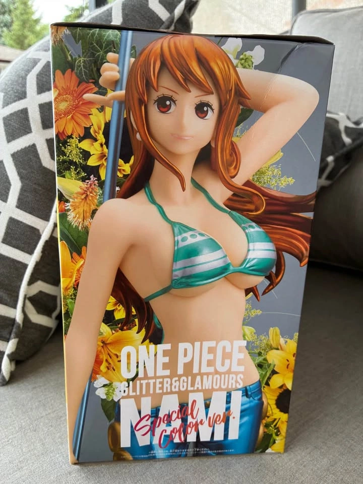 Nami Glitter & Glamours Figure (Special Color version) - photo 3