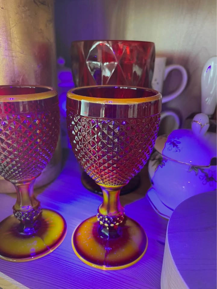 Pair of Vista Alegre Portugal "Bicos" Ruby Red Wine Goblets - photo 2