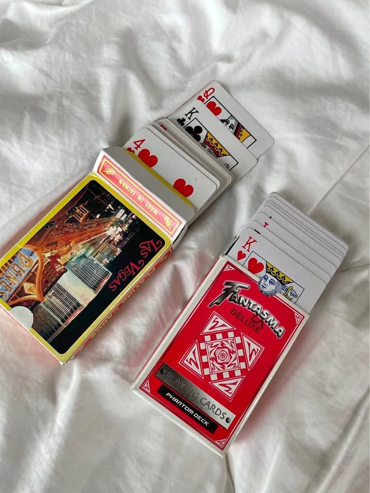 Fantasma Deluxe Phantom Deck and Dunes Las Vegas Playing Cards