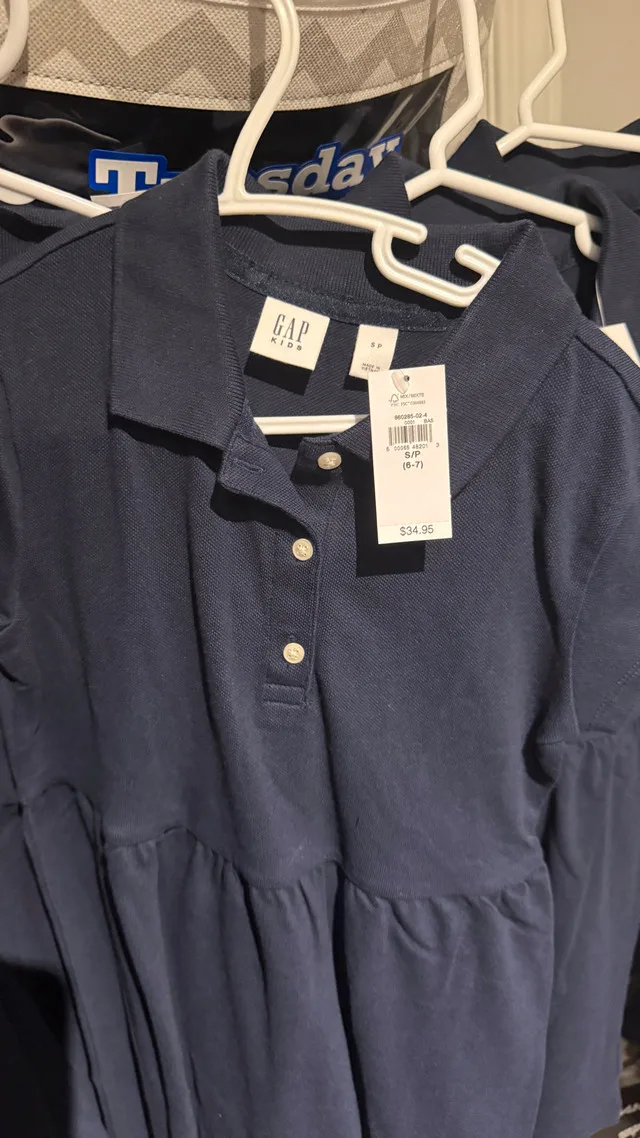 Girls Uniform image indicator(2)