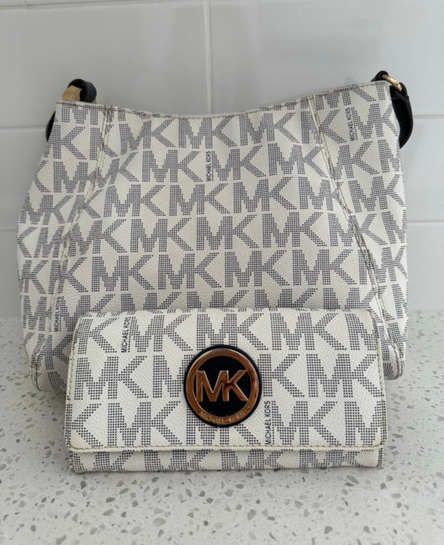 Purses & Wallets - photo 2