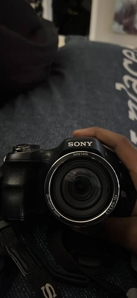 Sony Cyber-shot DSC-H200 Digital Camera - photo 5
