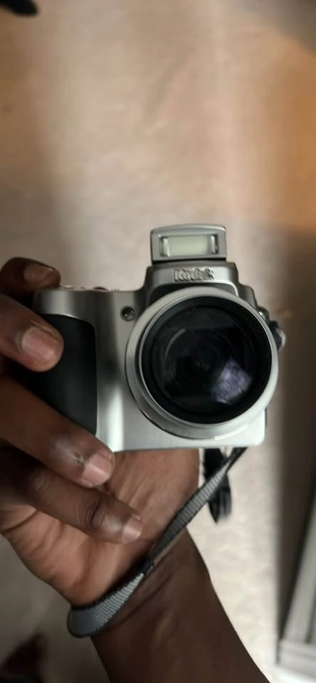 Kodak EasyShare Z650 Digital Camera - photo 4