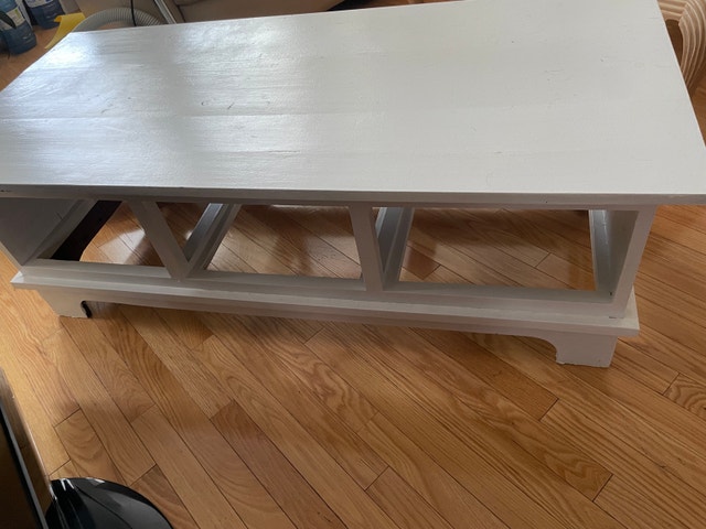 White wooden TV table - photo 2