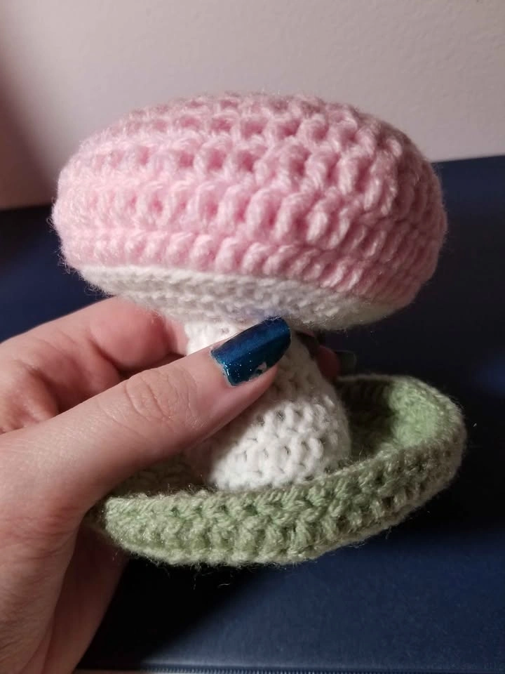 Jewelry Display Holder Pink Mushroom Crochet - photo 4