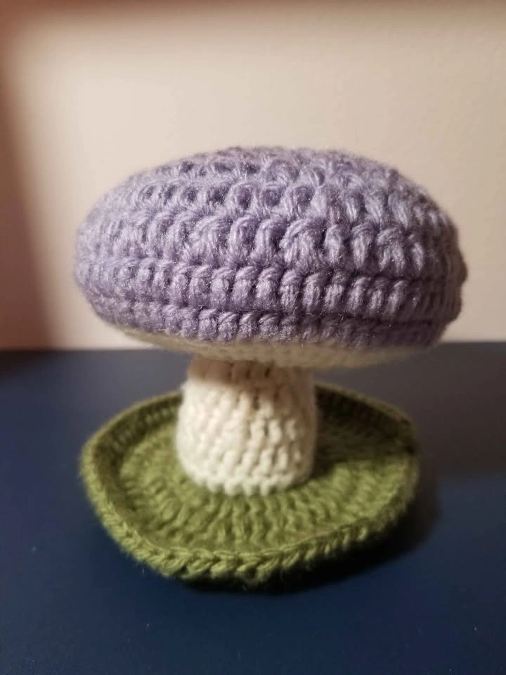 Jewelry Display Purple Mushroom Crochet - photo 3