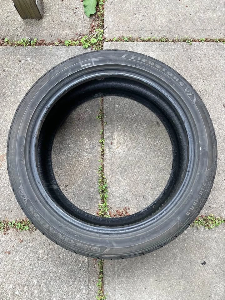 Firestone Destination LE2 Tire