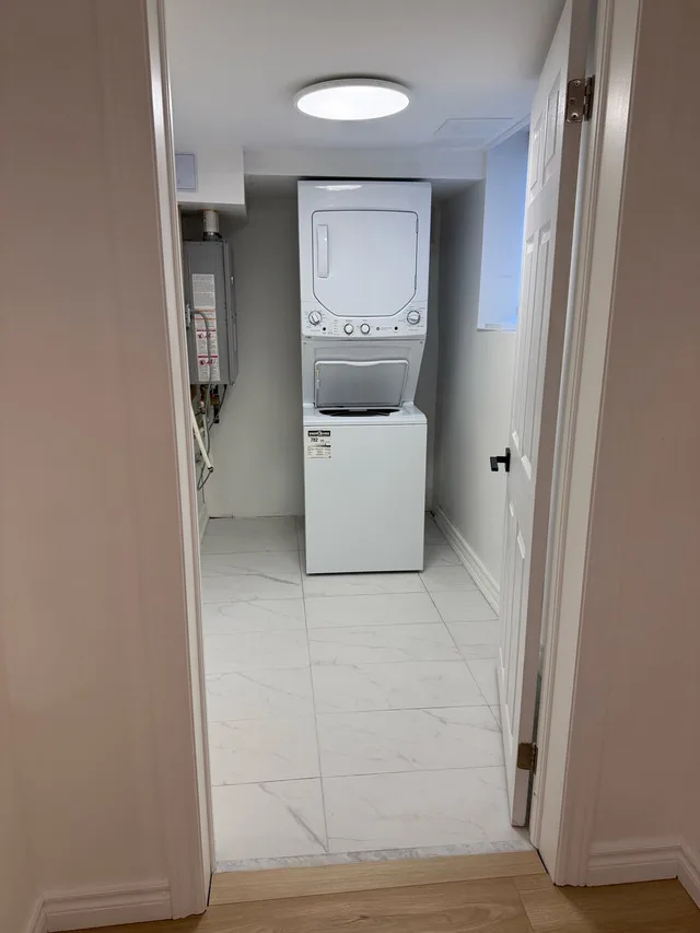 1 bedroom basement apartment image indicator(2)