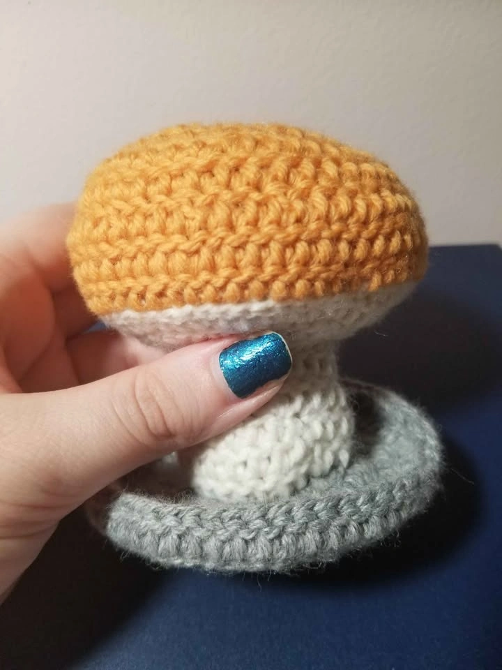 Orange Light Crochet Jewlery Holder Mushroom - photo 5