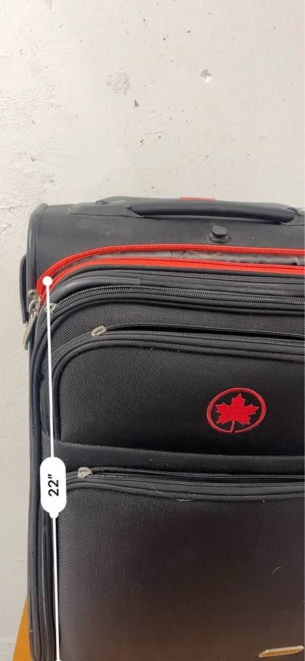 Bentley Air Canada 22" Carry-On Suitcase - photo 4