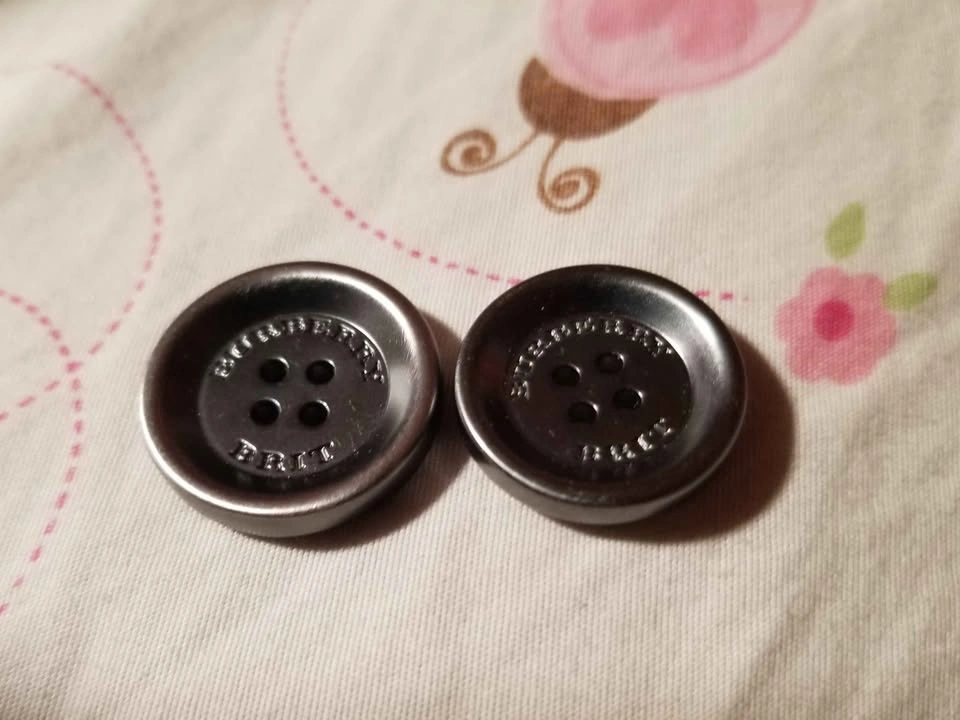 Vintage Burberry Britt Replacement Metal Buttons - photo 2