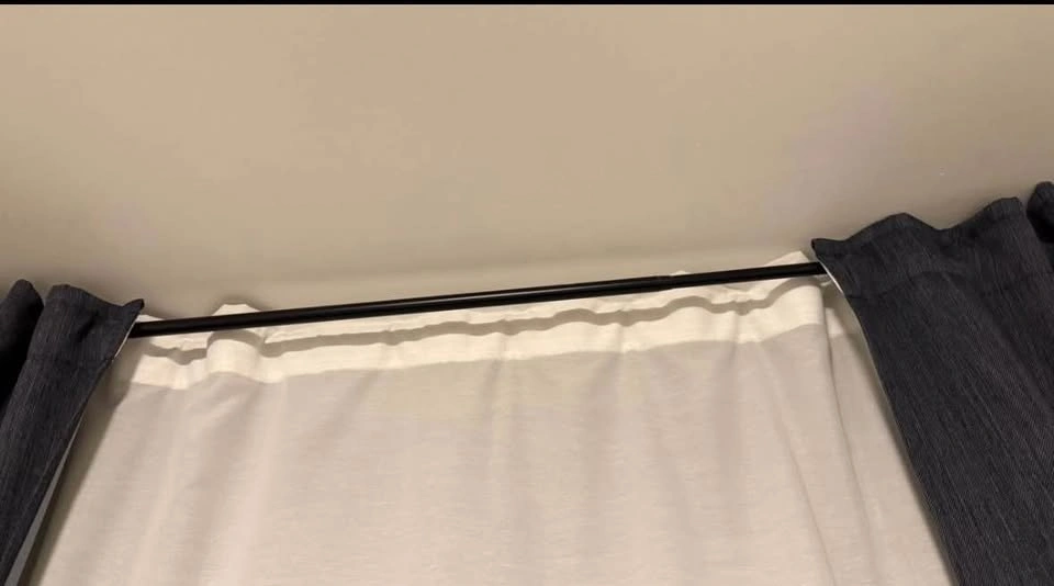 Brown and white curtains from ikea available - photo 5