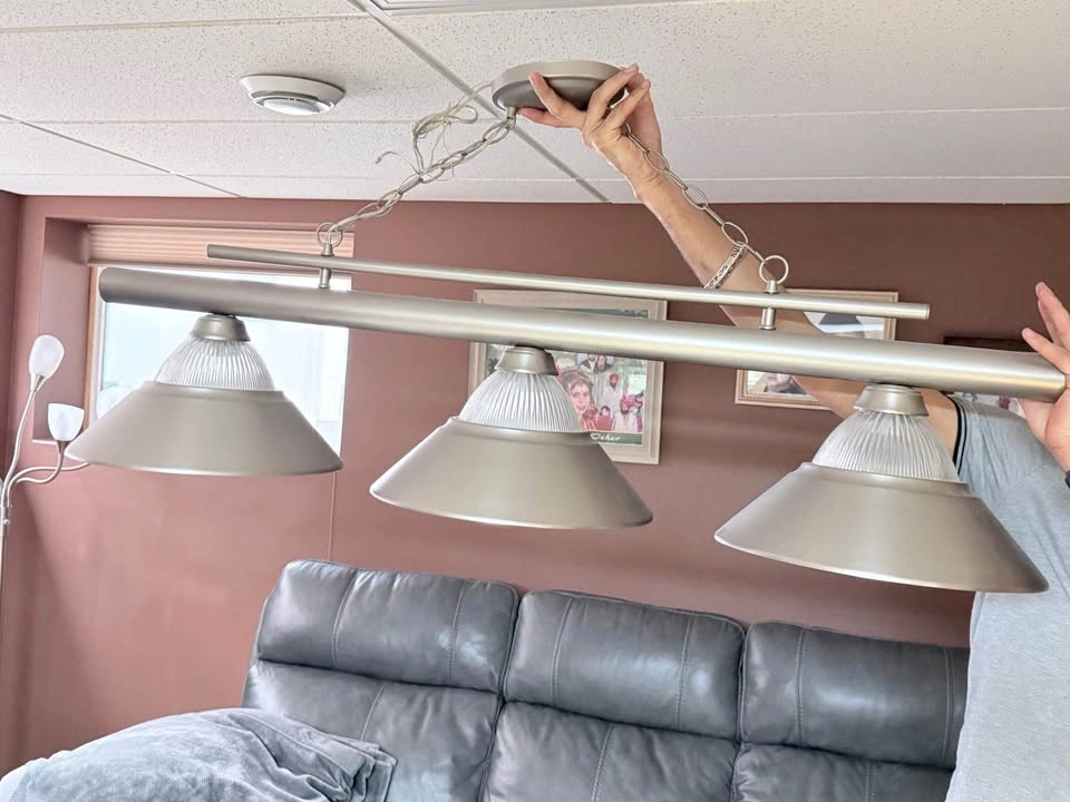 Silver 3-Light Billiard Pool Table Light - photo 2