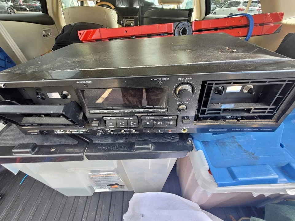 Sony TC-WR565 Stereo Dual Cassette Deck For Parts Or Repair
