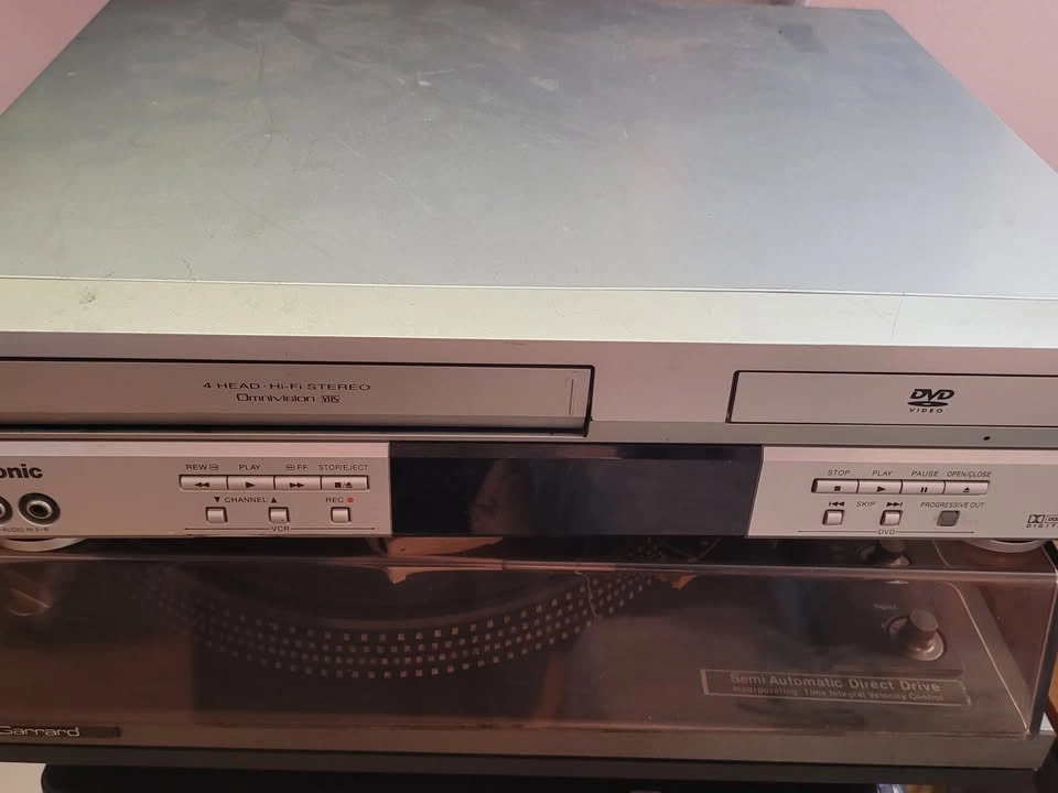 Panasonic PV-D4743S DVD VCR VHS 4-Head Hi-Fi Combo Player - photo 2