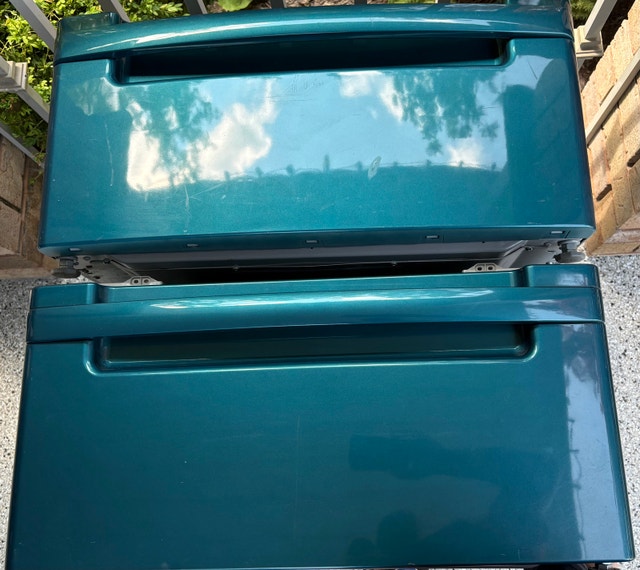 Turquoise 27” LG Pedestals