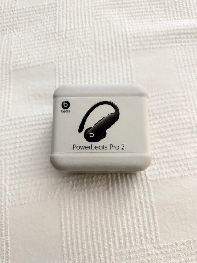 Beats Powerbeats Pro 2 brand new