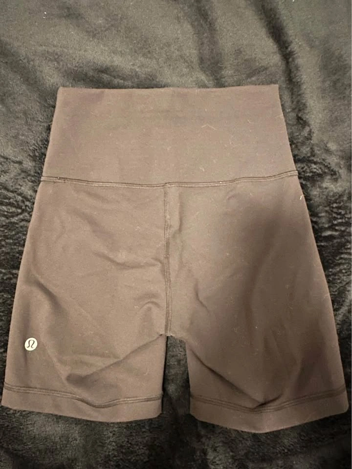 Lululemon Wunder Train High-Rise 6” shorts - photo 2