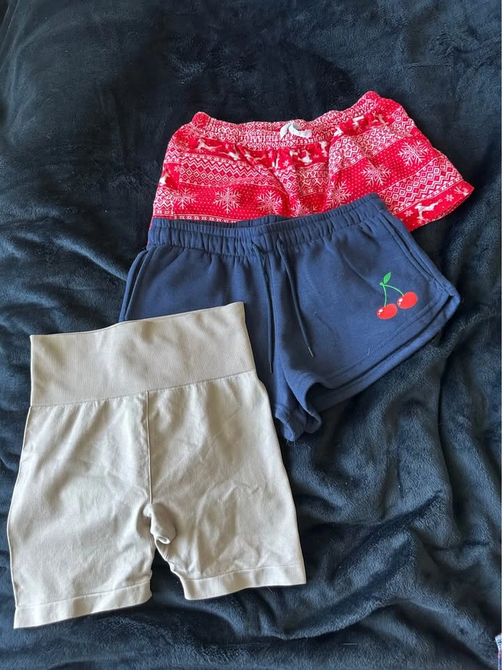 Women’s clothes - photo 3