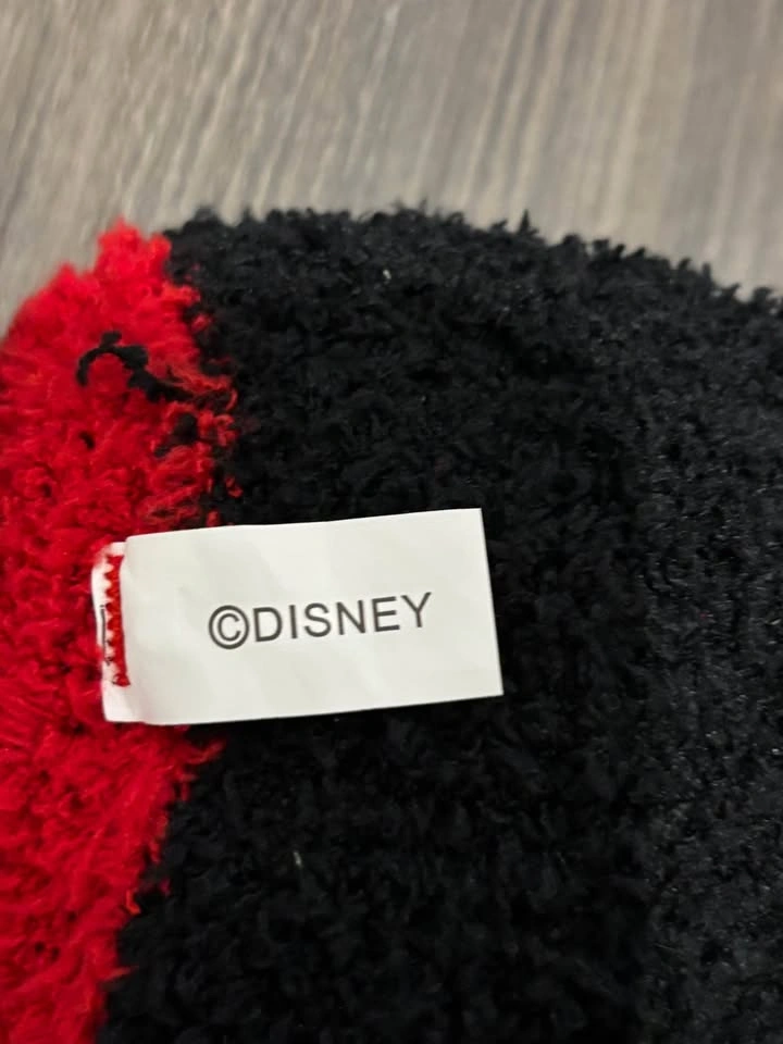 Disney Kids Fuzzy Socks - photo 2