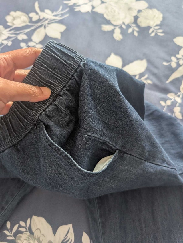 Uniqlo Women's Denim Elastic Waist Pants - photo 5