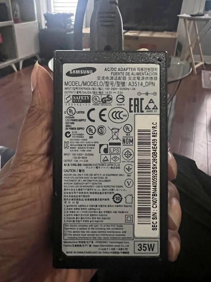 Samsung AC/DC Adapter A3514_DPN