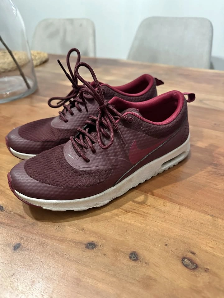 Nike Air Max Thea Running Shoes - Burgundy - Size 7.5 Women's