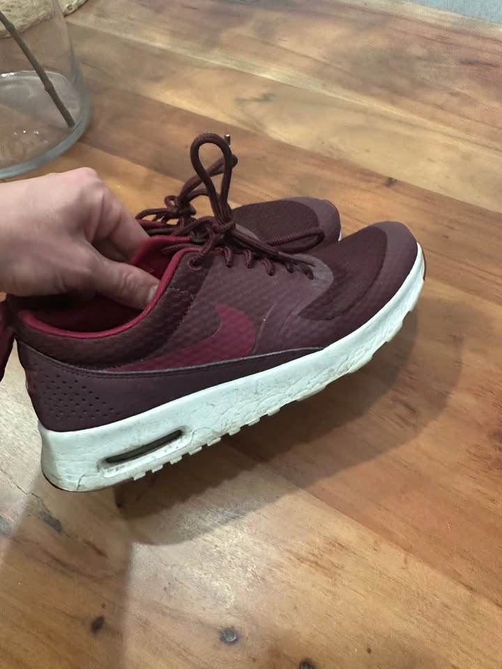 Nike Air Max Thea Running Shoes - Burgundy - Size 7.5 Women's - photo 3