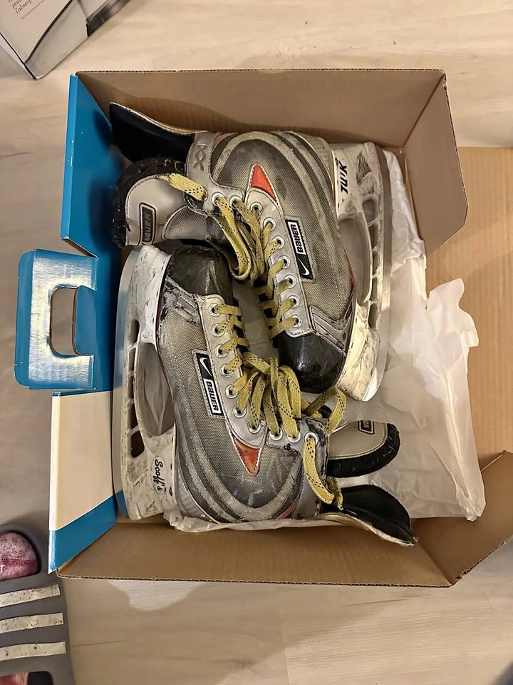 Bauer Vapor XXII Hockey Skates – Senior Size 6D (US 7.5)