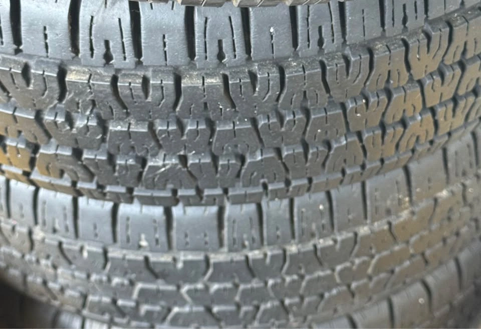 P195 60 R13 Tires - photo 2