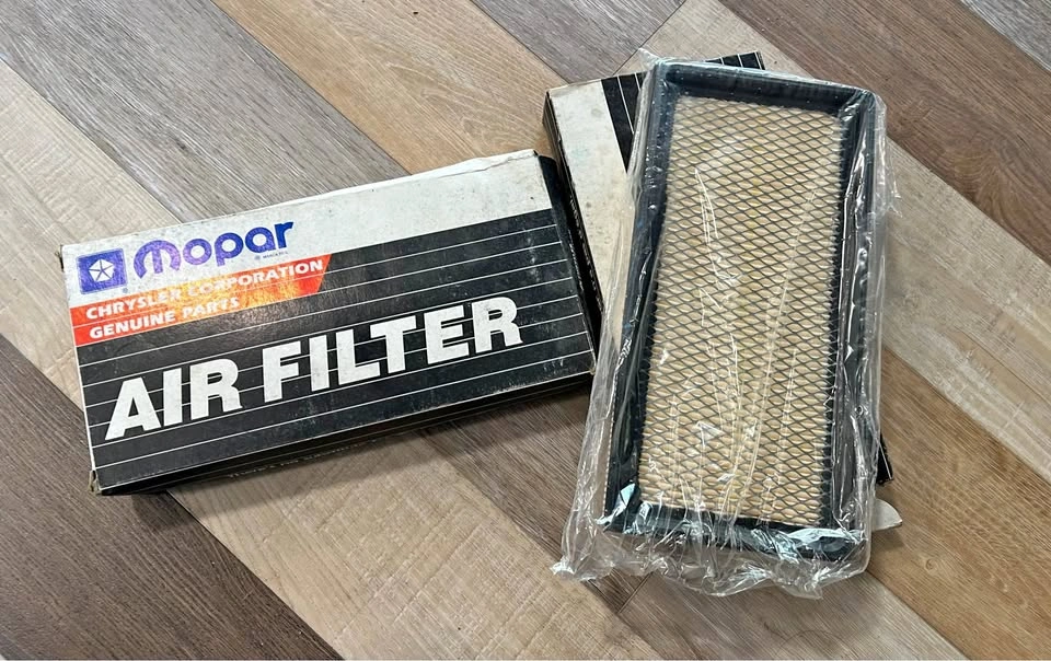 2 Mopar Air Filters
