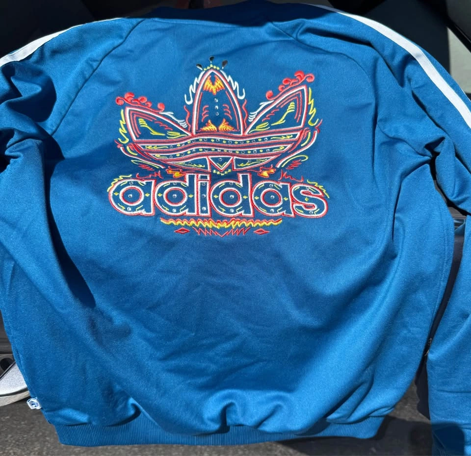 Adidas embroidered track jacket Size: Adult Small - photo 3