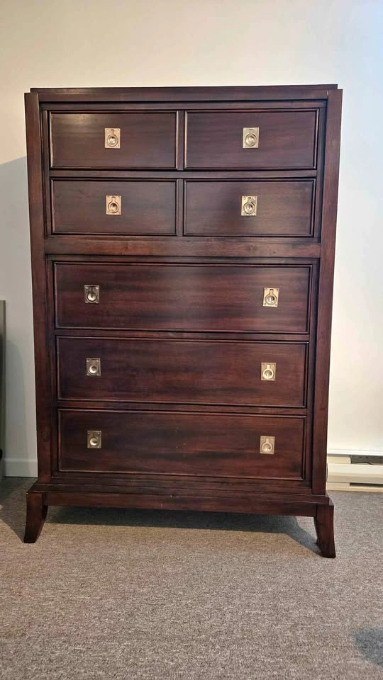 5-drawer Gluckstein Home dresser