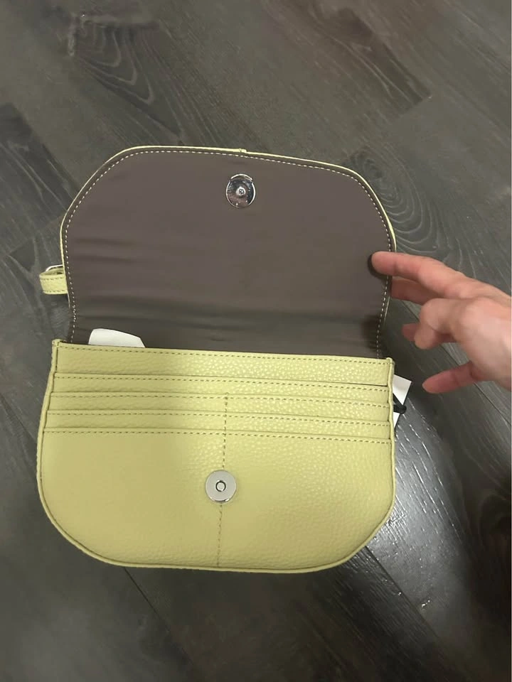 NWT Matt & Nat Vegan Leather Crossbody Bag Pastel Yellow - photo 3