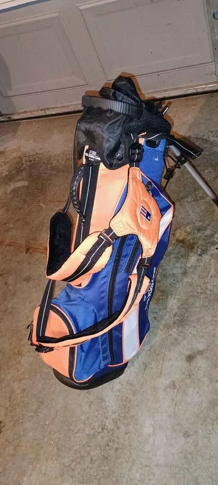 US Kids Golf Bag — Orange/Blue with Full Club Set image indicator(2)
