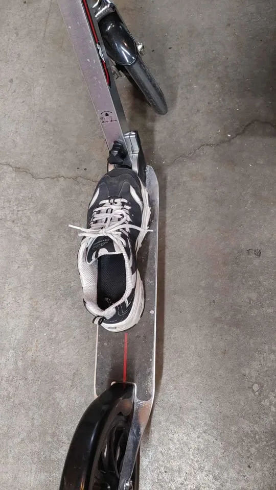 Razor A6 Scooter image indicator(3)