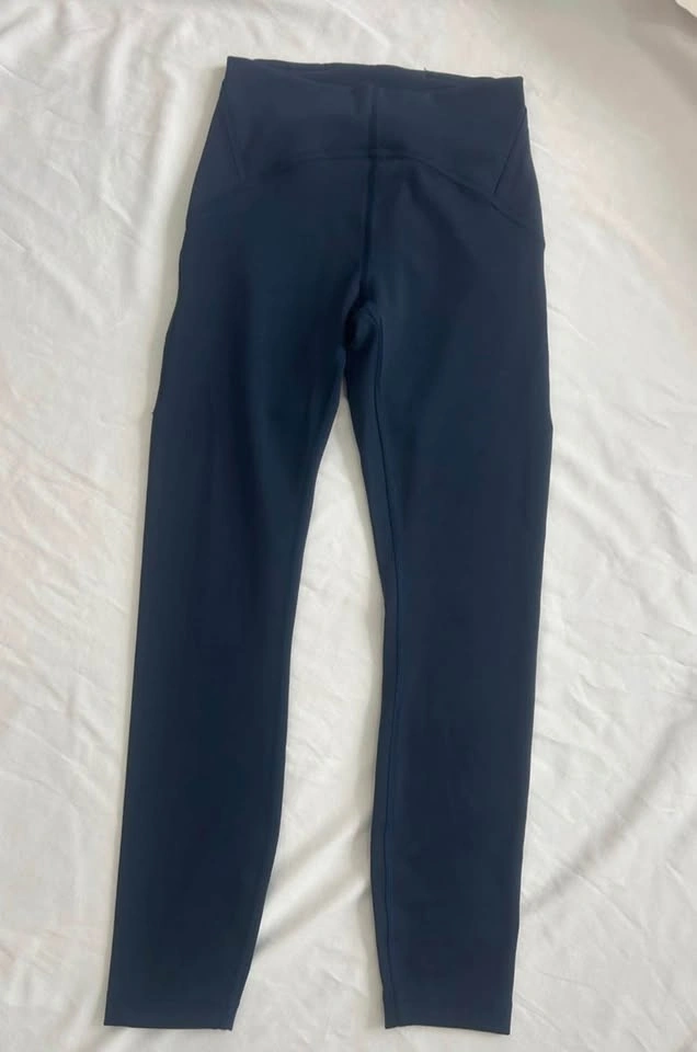 Lululemon Align High Rise Leggings 25" Size 4 - photo 4