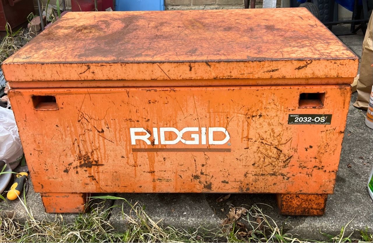 RIDGID Steel Jobsite Storage Chest