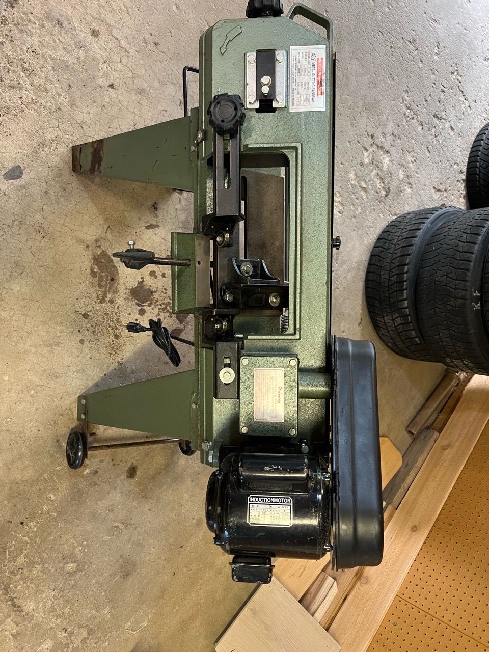 4 1/2” Metal Cutting Band Saw