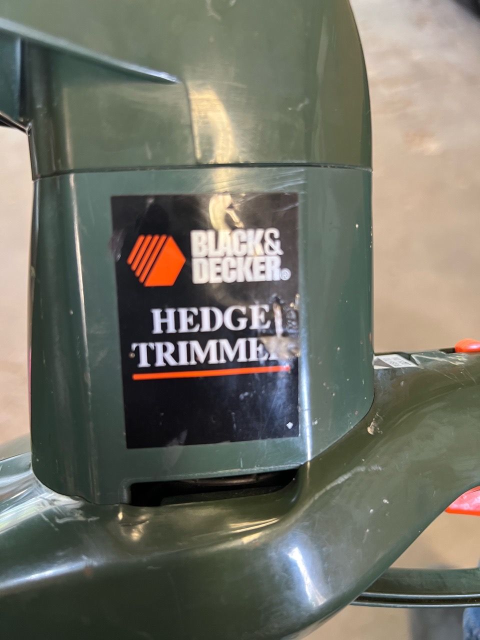 16” Hedge Trimmer - photo 4