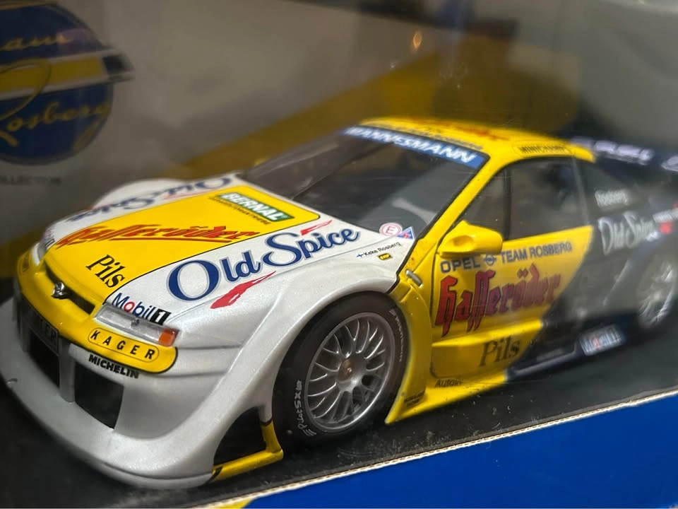 RARE 1/18 diecast Opel racecar- Minichamp(team Rosberg) - photo 3