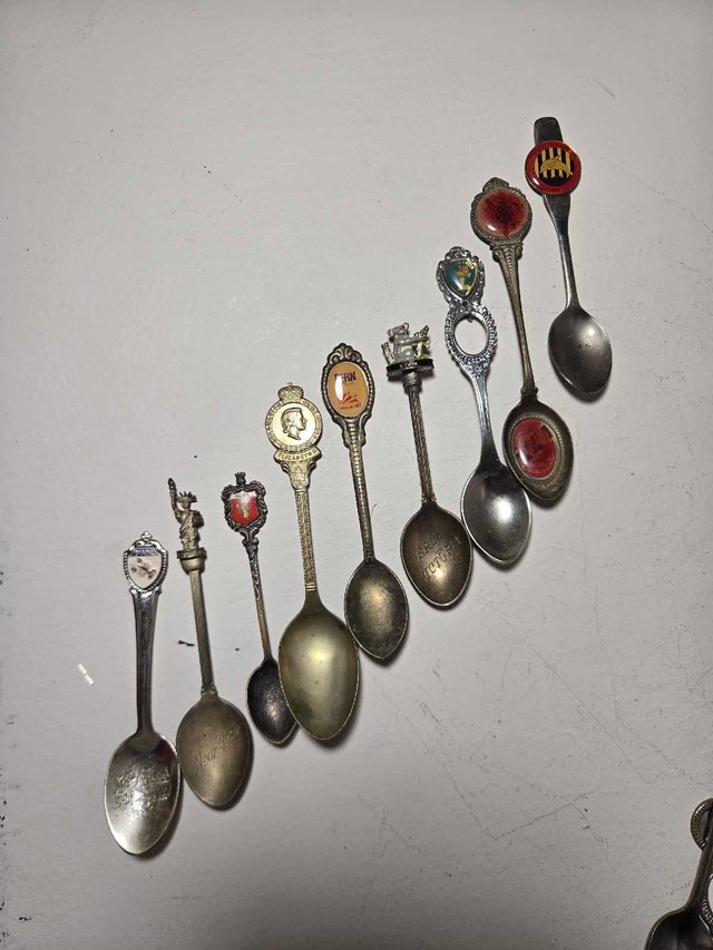 Extensive Vintage Souvenir Spoon Collection - photo 2