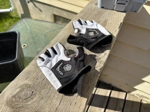 Zackees Turn Signal Cycling Gloves - photo 2