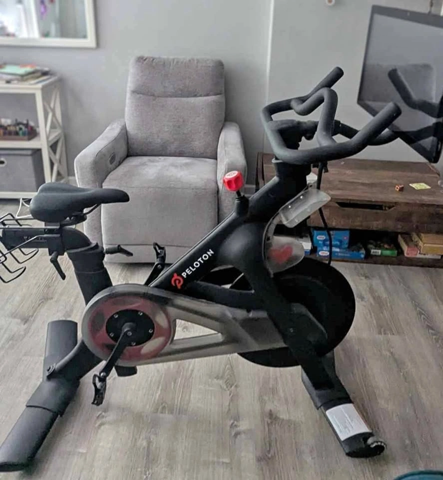 Orig Peloton with Gen 3 Screen (Fully Supported!)