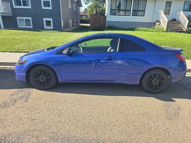 2009 Honda Civic Coupe DX - photo 2